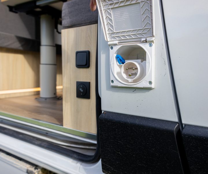 Wise Campers - 220v