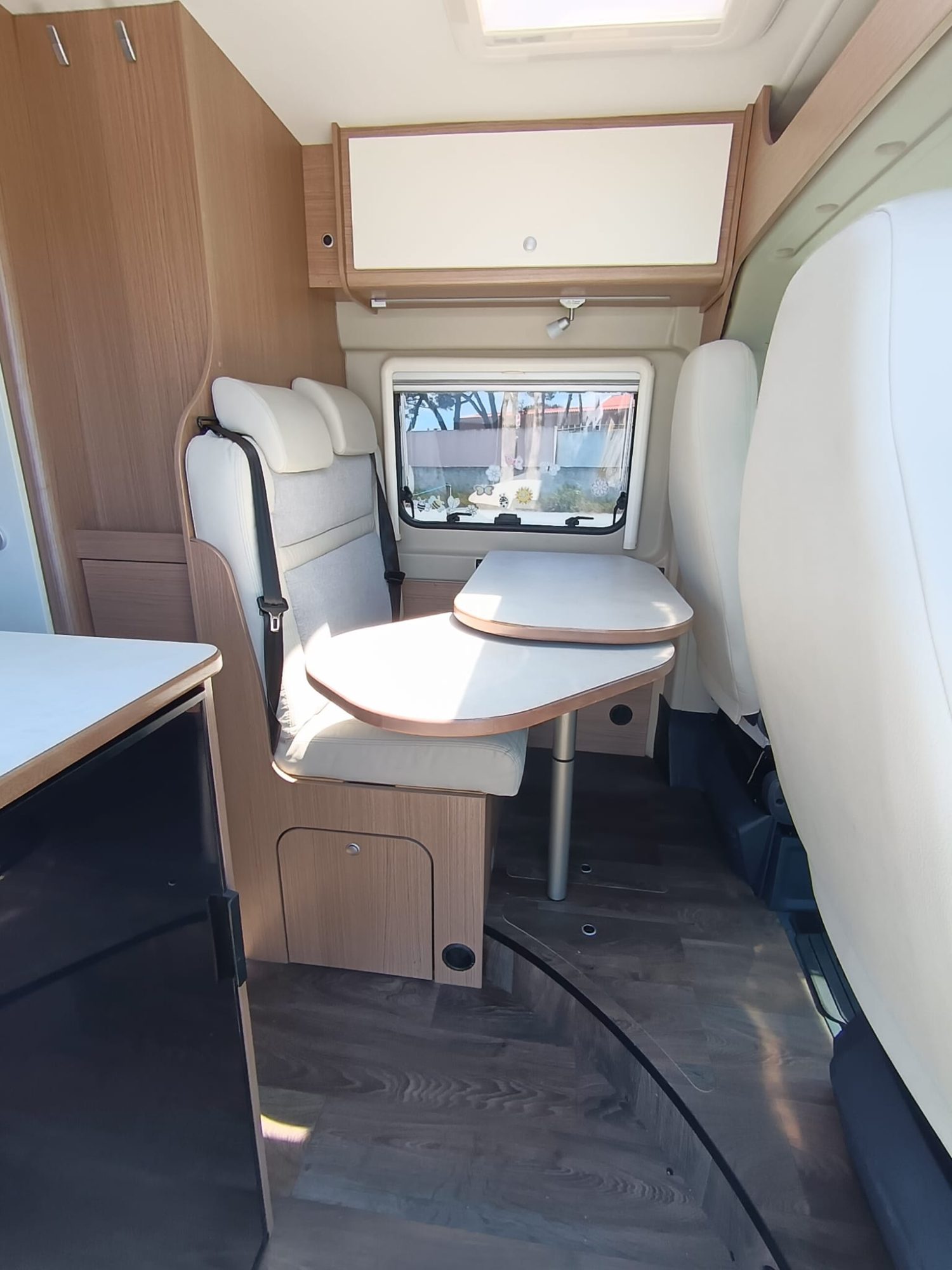 Van-of4.5-omfree-9